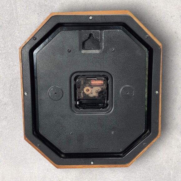 Vintage Sunbeam Quartz 882-627 Octagon Wood Wall Clock MCM Gold Tone Working - Picture 2 of 5